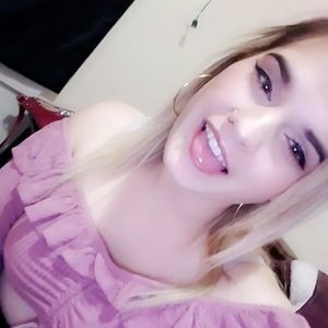 Meet your Posher, Samara